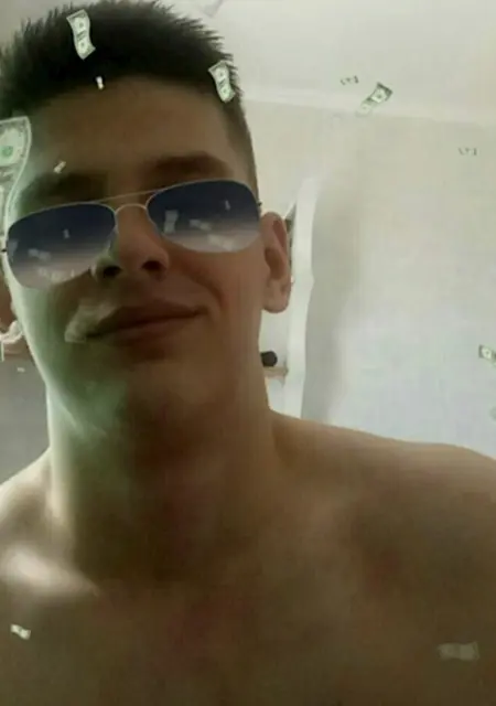 Я Ростислав, 22, из Черкасс, ищу знакомство для общения