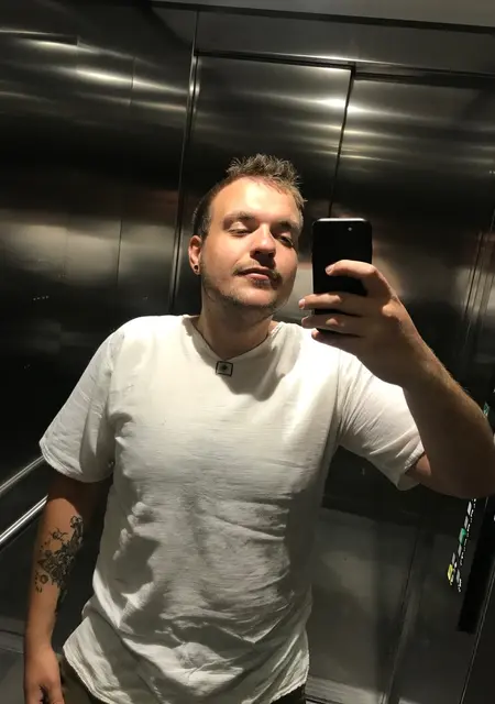 Я David, 28, из Брно, ищу знакомства без обязательств