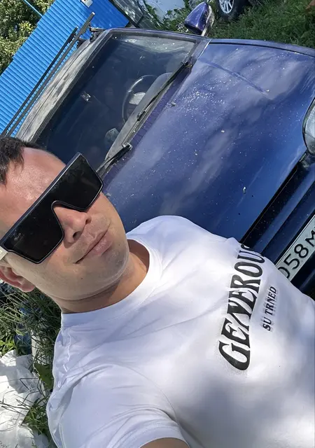 Aleksandr de Almería, busco en el sitio lío de una noche
