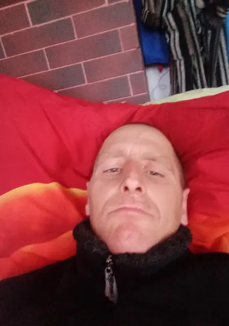 Александр из Гомеля, ищу на сайте знакомства без обязательств