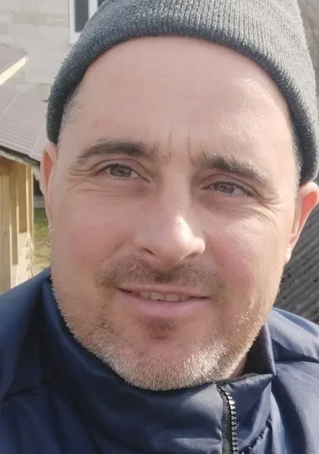 Я Виктор, 37, из Борисова, ищу знакомство для приятного времяпровождения