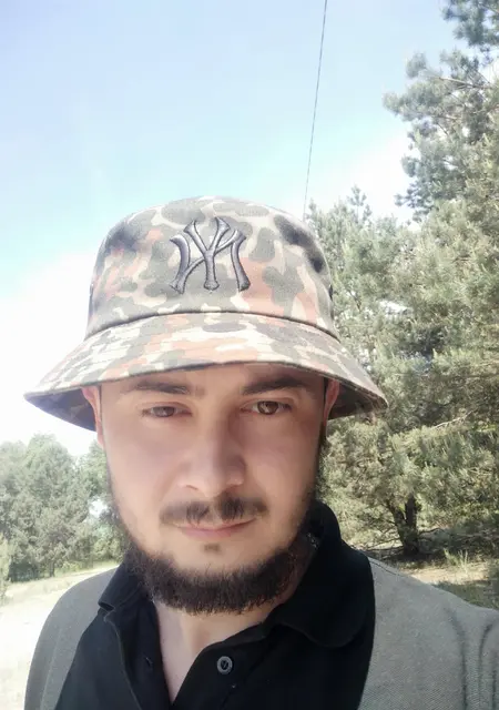 Я Ярослав, 32, знакомлюсь на одну ночь в Львове