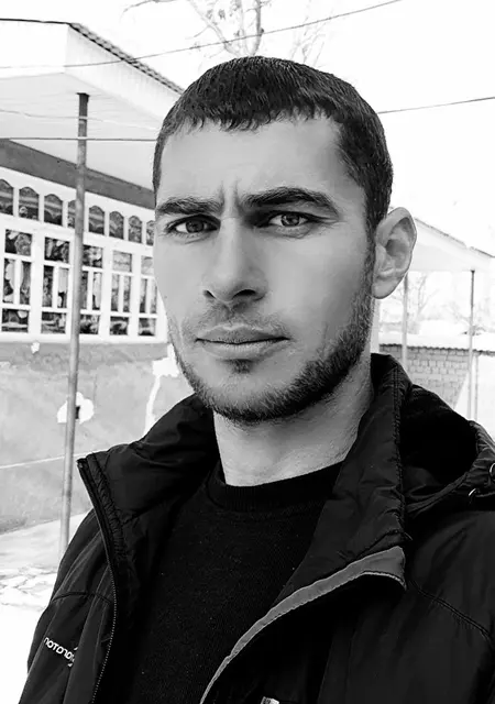 Али из Ясиноватой, ищу на сайте дружбу