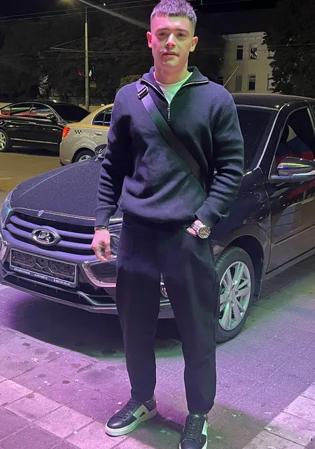 Shamsik из Вены, ищу на сайте знакомства без обязательств