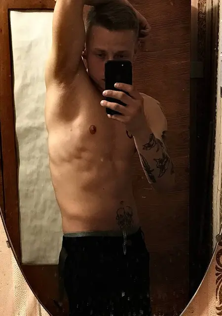 Сергей з Городка, шукаю на сайті знайомства на одну ніч