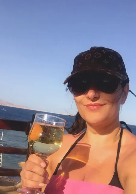 Я Наталья, 40 років, знайомлюсь для приємного проведення часу у Харкові