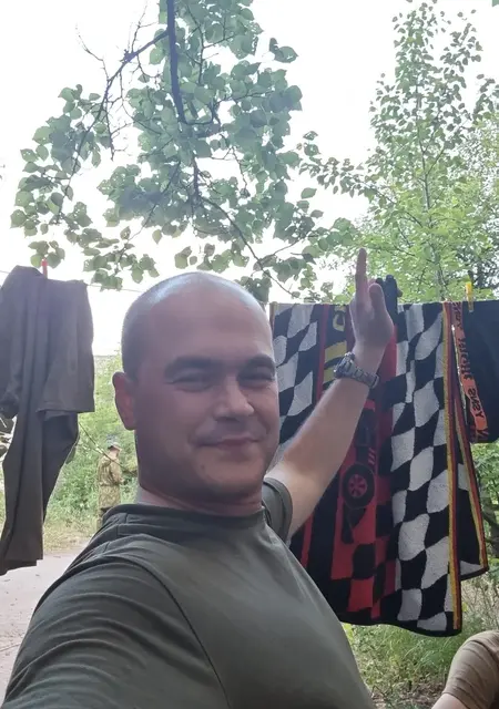 Макс из Донецка, мне 34, познакомлюсь на одну ночь