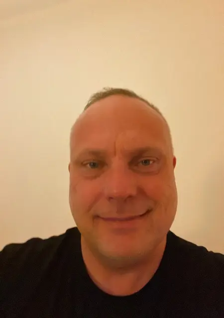 Pierre из Худиксвалль, мне 55, познакомлюсь для вирта