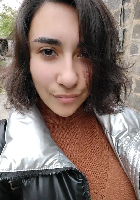 Я Лилит, 32, знакомлюсь для общения в Харькове