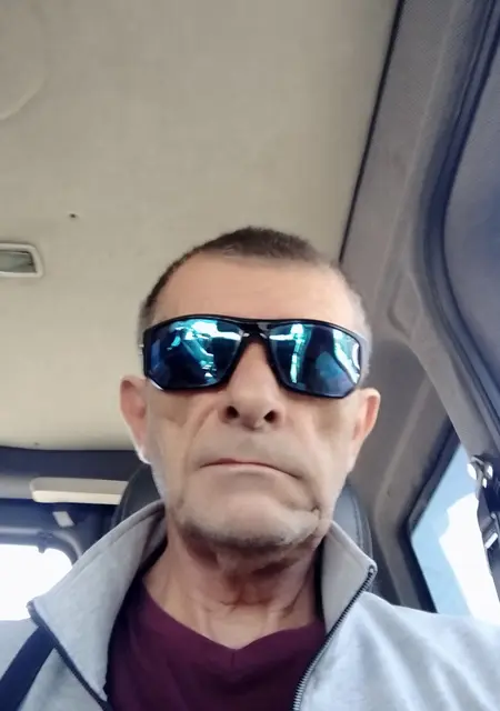 Я Юрий, 51 років, знайомлюсь на одну ніч у Харкові