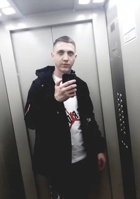 Я Александр, 27, из Ивацевичей, ищу знакомства без обязательств