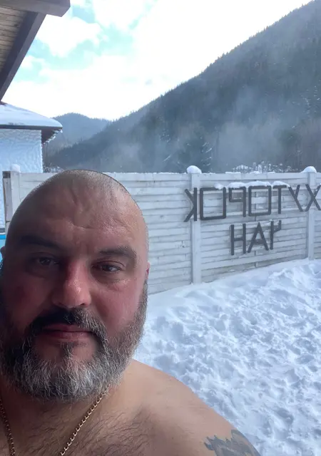 Валентин з Хмільник, шукаю на сайті знайомства без зобов'язань