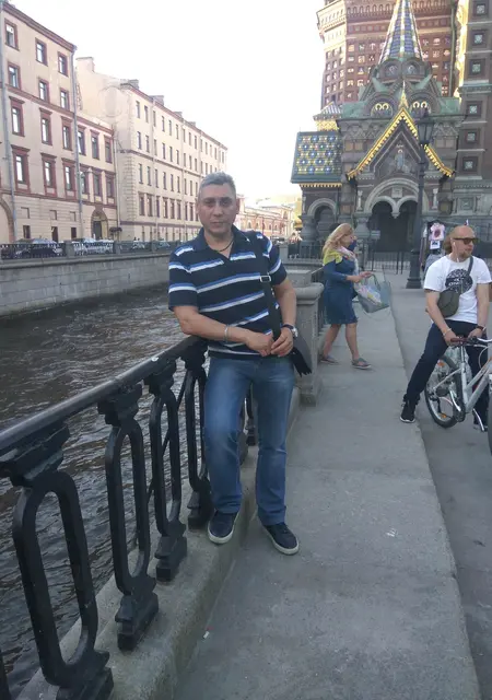 Я Василий, 47, из Макеевки, ищу знакомства без обязательств