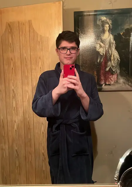 Я Никита, 20, знакомлюсь для постоянных отношений в Николаеве