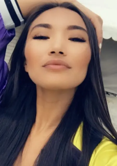 Я Bella, 31, знакомлюсь на одну ночь в Караганде