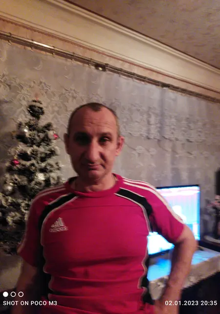 Игорь из Донецка, ищу на сайте знакомства на одну ночь