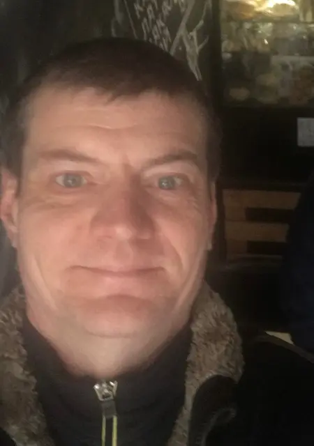 Я Slavik, 43 років з Броварів, шукаю знайомство для постійних стосунків