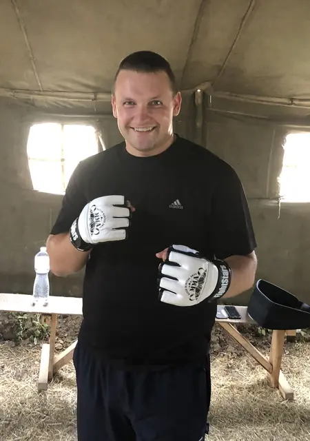 Я Сергей, 31, из Мариуполя, ищу знакомства без обязательств