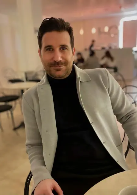 Я Emre, 38, знакомлюсь без обязательств в Измире