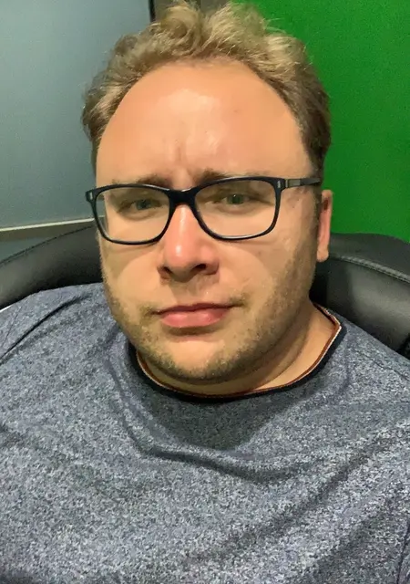 Artem из Львова, ищу на сайте совместные путешествия