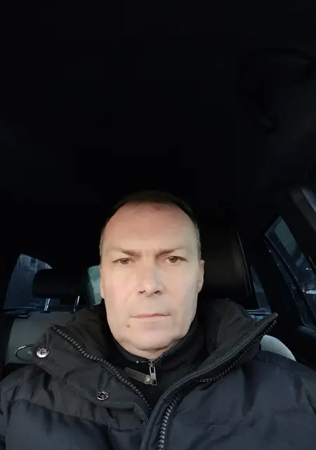 Константин з Полтавы, мені 47 років, познайомлюсь для приємного проведення часу