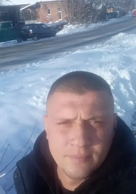 Я Вова, 34 років, знайомлюсь без зобов'язань у Полтаве