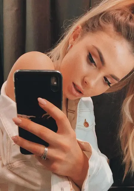 Анжела из Горловки, ищу на сайте знакомства на одну ночь