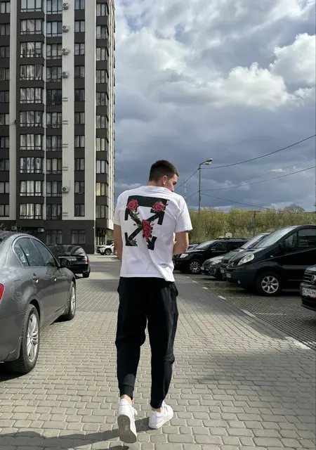 Я Sasha, 22, знакомлюсь без обязательств в Варшаве