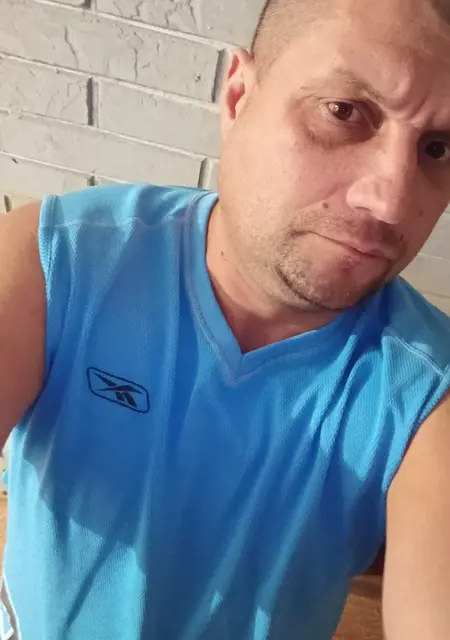 Aleksandr з Бердянська, мені 41 років, познайомлюсь для спілкування