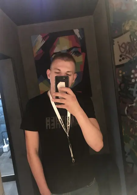 Артур из Александрии, ищу на сайте знакомства без обязательств