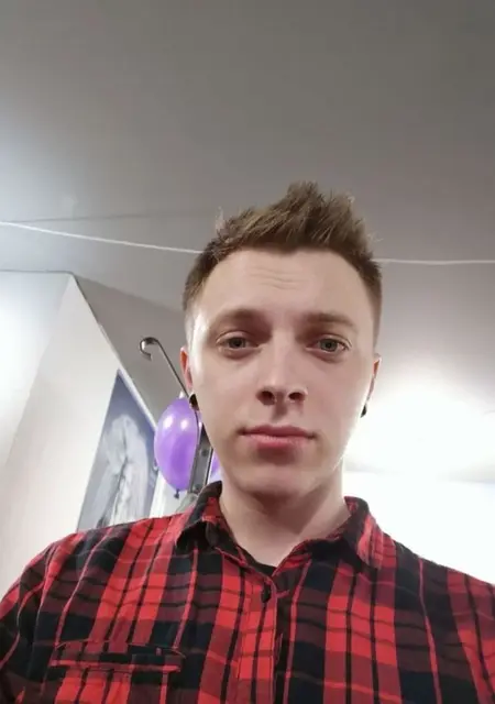 Nathaniel из Варшавы, мне 26, познакомлюсь