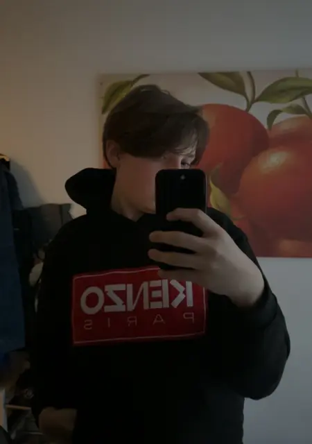 Я Julian, 20, из Кемптена, ищу знакомство для общения