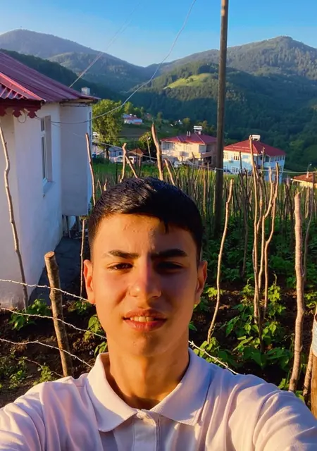 Я Laakinl, 19, знакомлюсь без обязательств в Анкаре