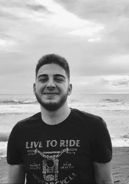 Я Saba, 25, из Тбилиси, ищу знакомства на одну ночь