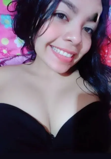 Я Emii, 26, из Бухареста, ищу знакомство