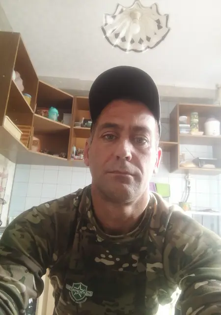 Я Чех, 44, знакомлюсь для постоянных отношений в Новопскове