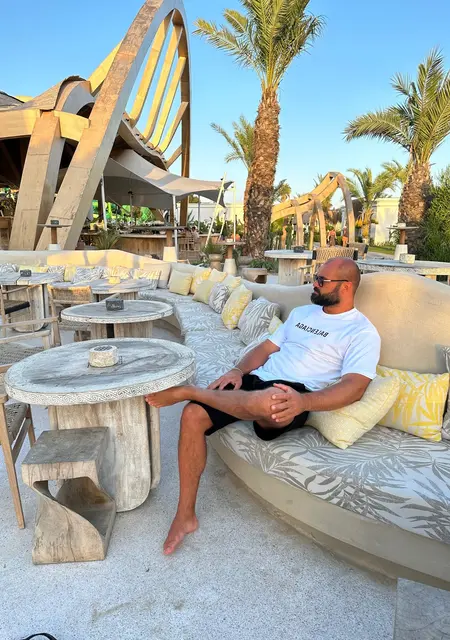 Я Илья, 38, из Дубая, ищу знакомства без обязательств