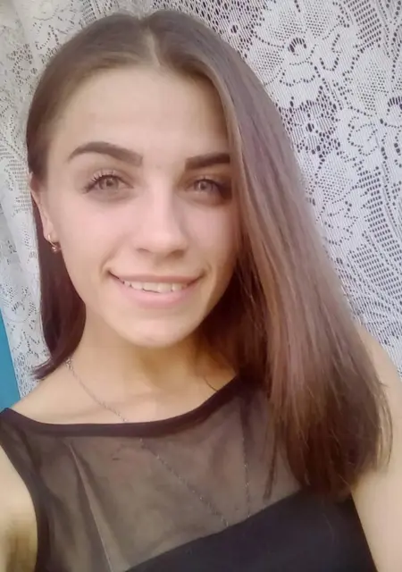 Таня из Хорола, мне 24, познакомлюсь на одну ночь