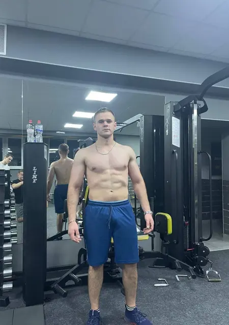 Олександр из Чернигова, ищу на сайте приятное времяпровождение