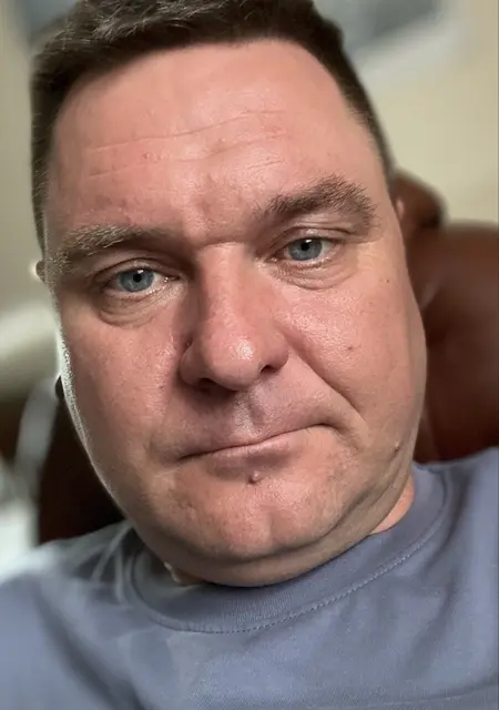 Я Захар, 45, знакомлюсь для дружбы в Стаханове