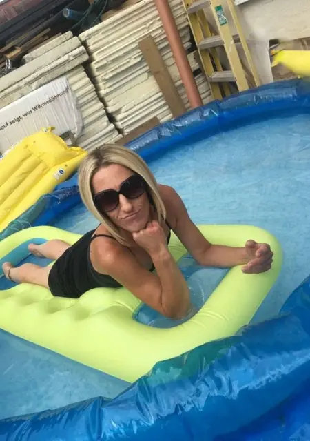 Emma из Лондона, мне 45, познакомлюсь