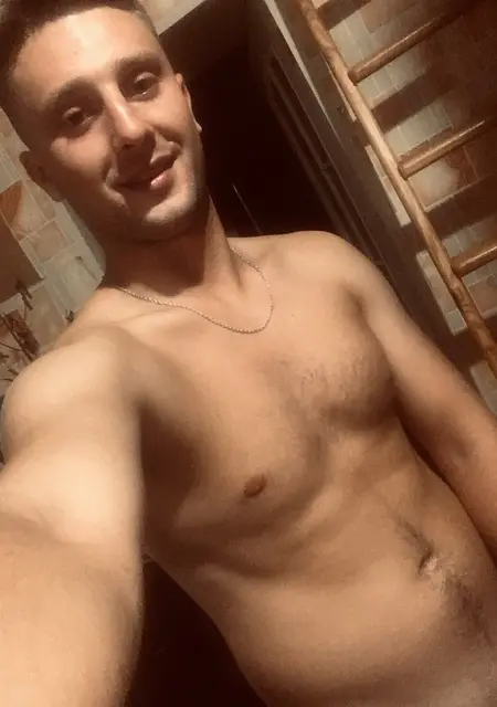 I'm Vitaly, 30 from Swindon, seeking connections for no strings attached