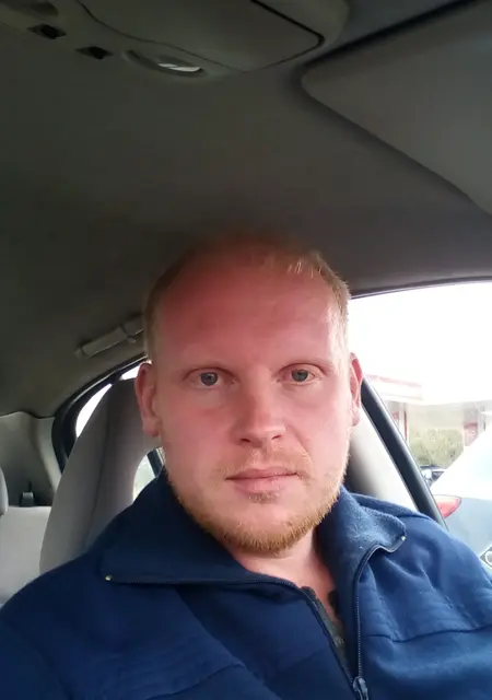 Сергей из Могилёва, мне 40, познакомлюсь на одну ночь