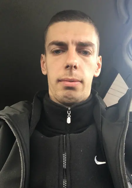 Сергій из Самбора, ищу на сайте постоянные отношения