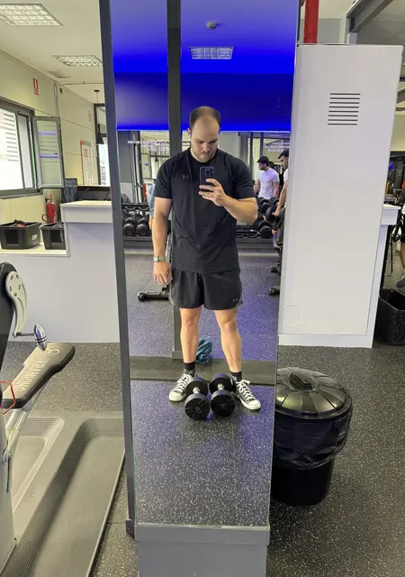 Я Alber, 29, из Лас-пальмас-де-гран-канария, ищу знакомства на одну ночь