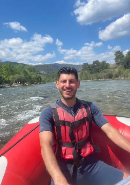 Ates из Анкары, мне 28, познакомлюсь на одну ночь