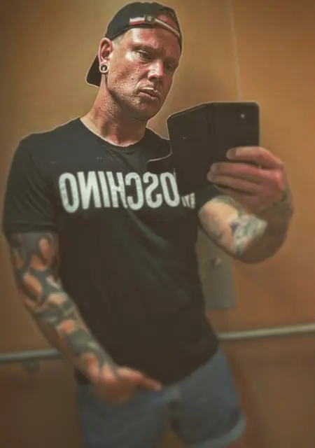 Я Chris, 41, знакомлюсь без обязательств в Йёнчёпинге