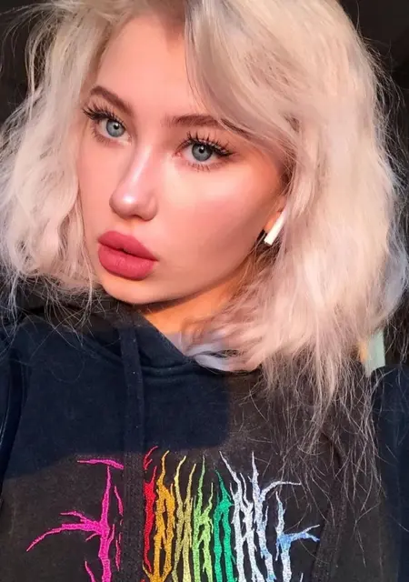 Настюша из Гродно, ищу на сайте дружбу