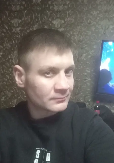 Я Тарас, 40 років, знайомлюсь без зобов'язань у Києві