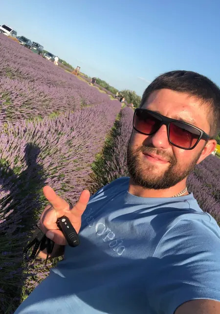 Я Валентин, 35 років, знайомлюсь для відкриті стосунки у Хмельницькому